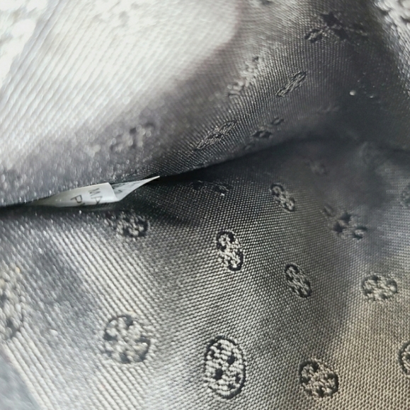 Tory Burch Britten Chain Wallet Crossbody - Picture 9 of 10